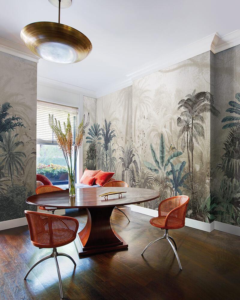 LUXURIOUS MURALS